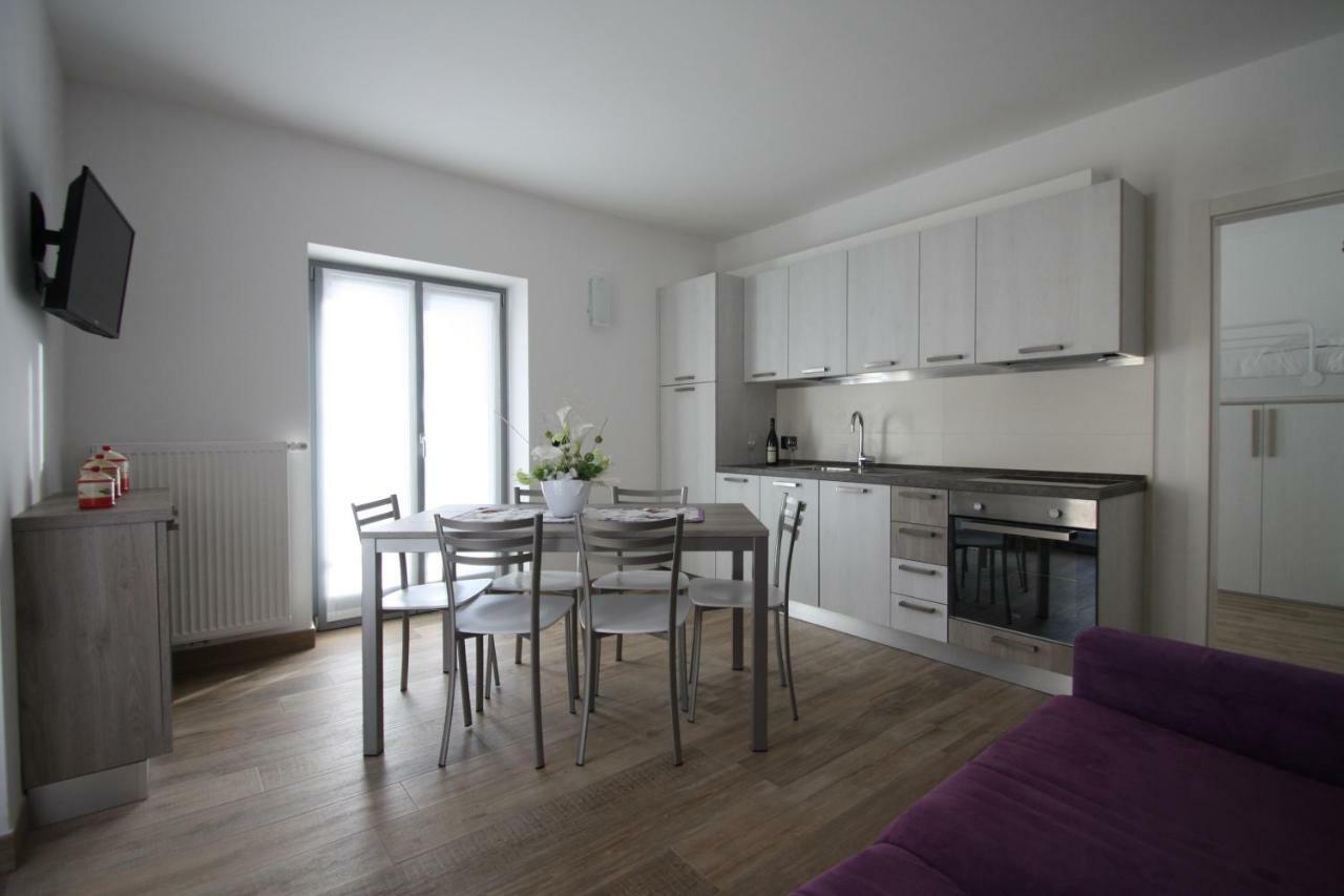 Appartement Casa Ai Stabli à Mezzana  Extérieur photo
