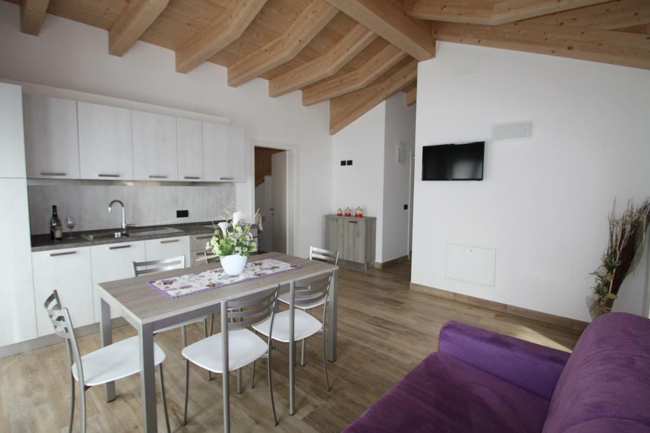 Appartement Casa Ai Stabli à Mezzana  Extérieur photo