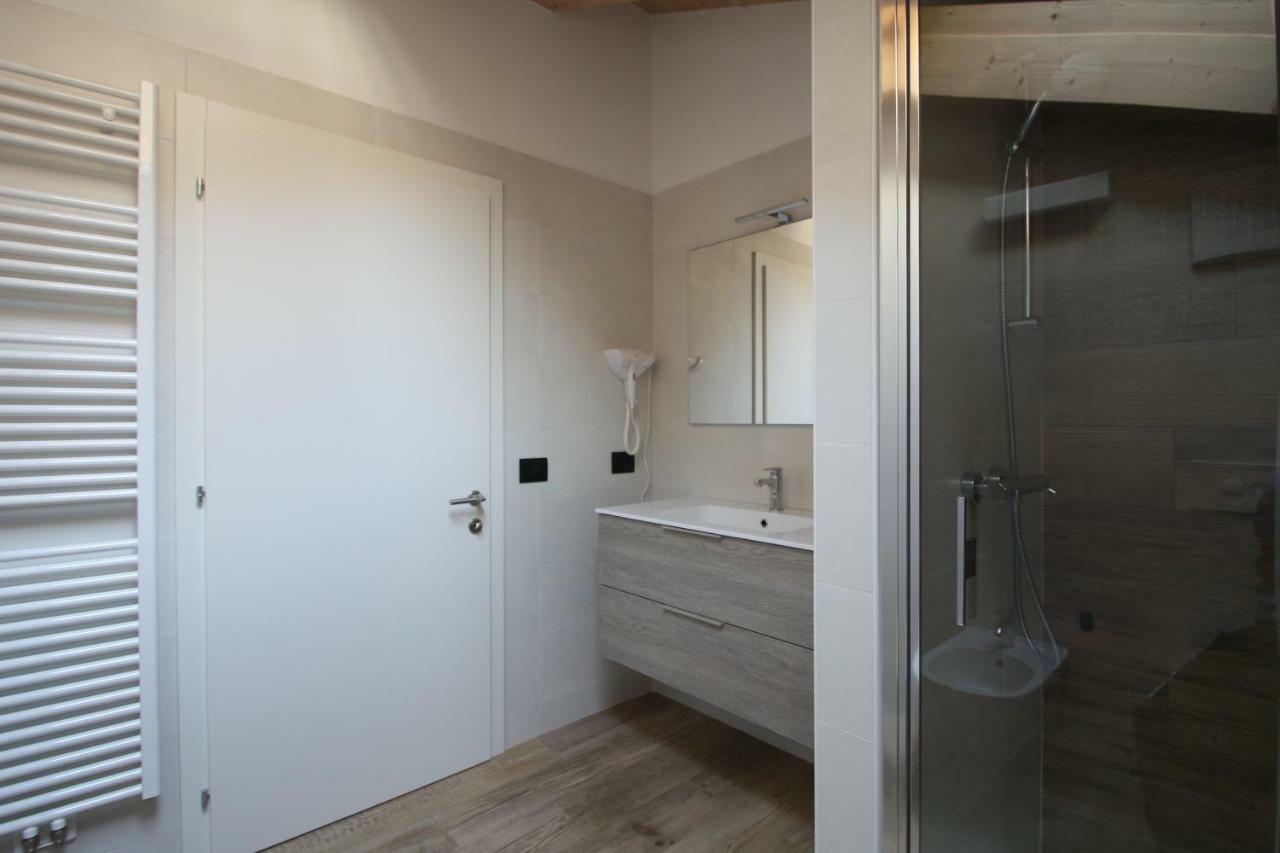 Appartement Casa Ai Stabli à Mezzana  Extérieur photo