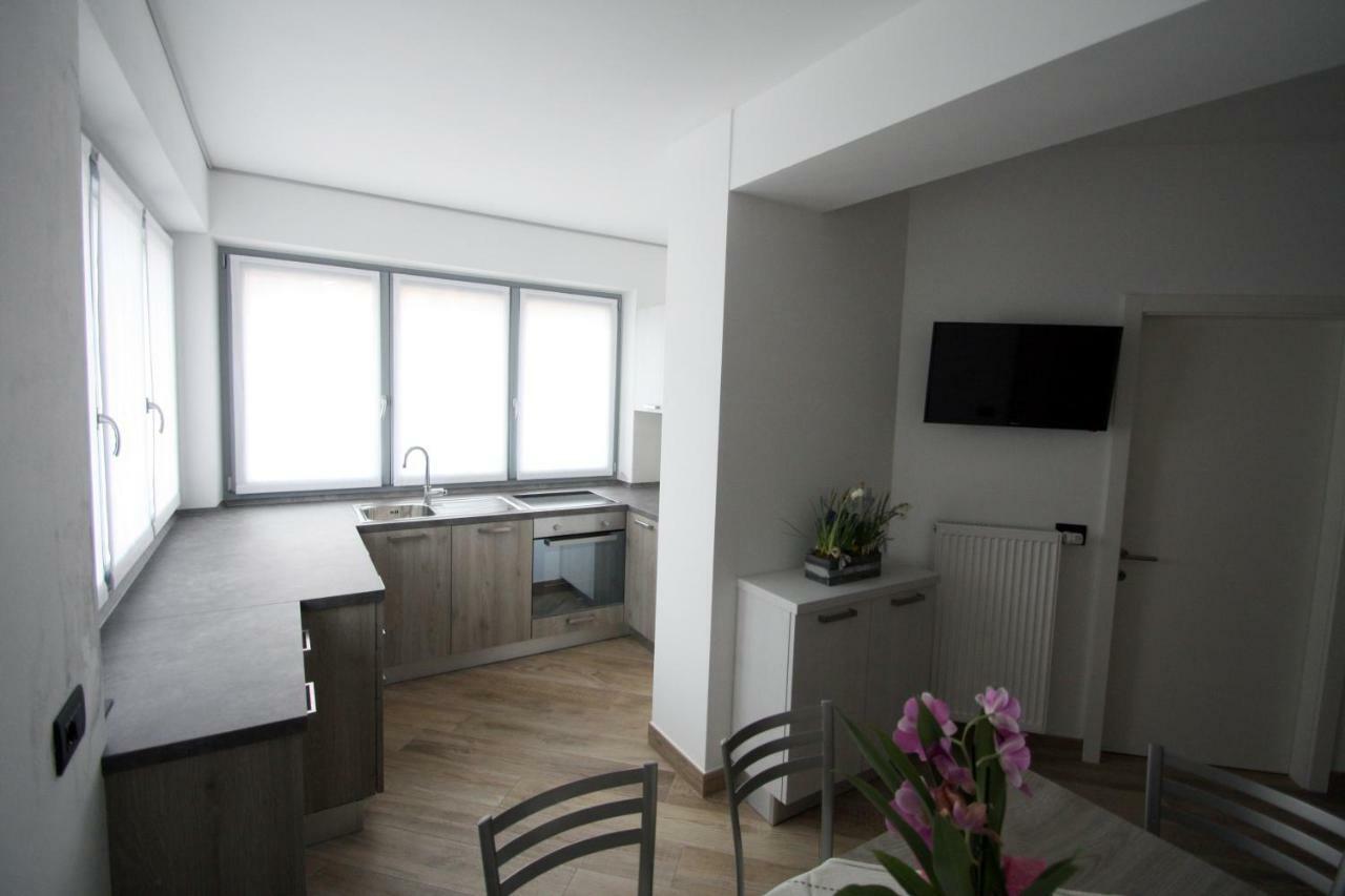 Appartement Casa Ai Stabli à Mezzana  Extérieur photo