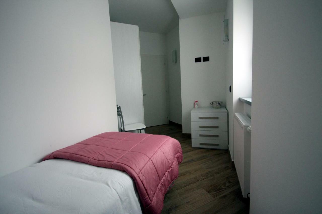 Appartement Casa Ai Stabli à Mezzana  Extérieur photo